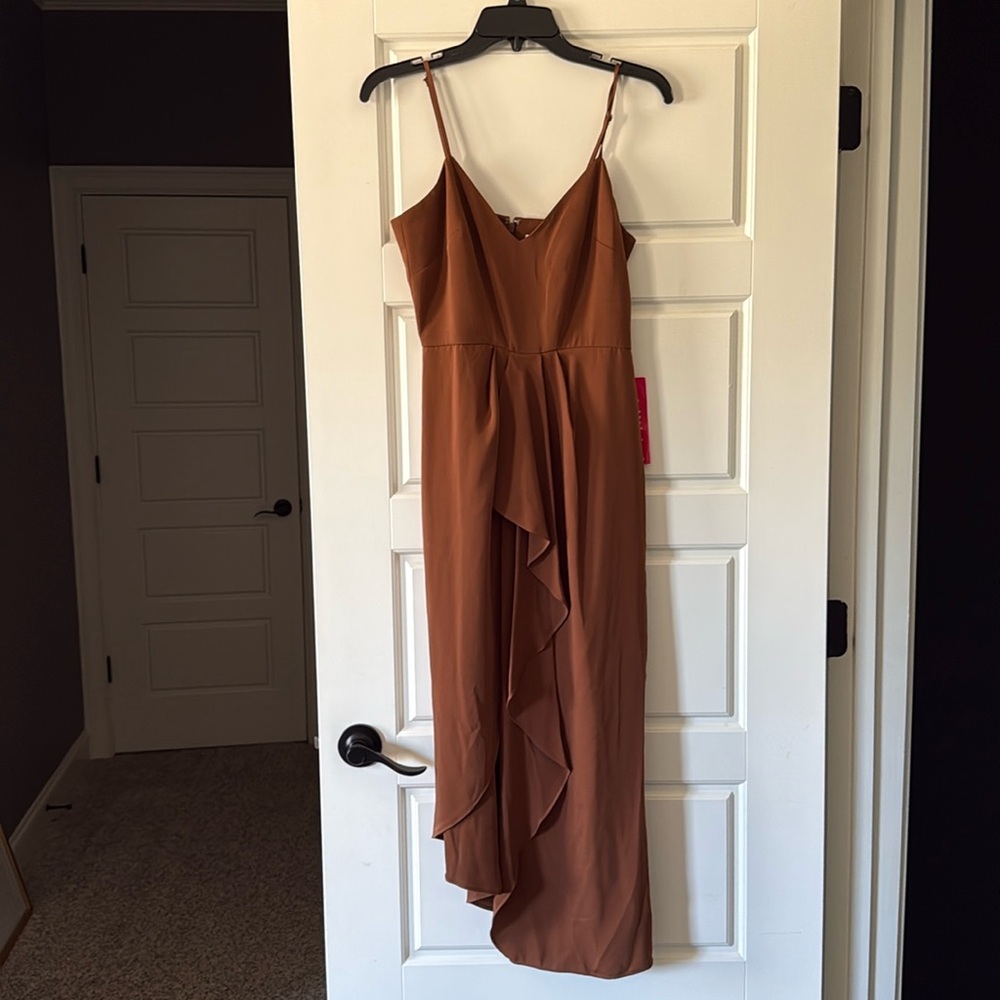 NWT Gianni Bini Brown Midi Dress